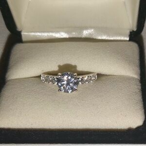 Elegant Silver Diamond Ring